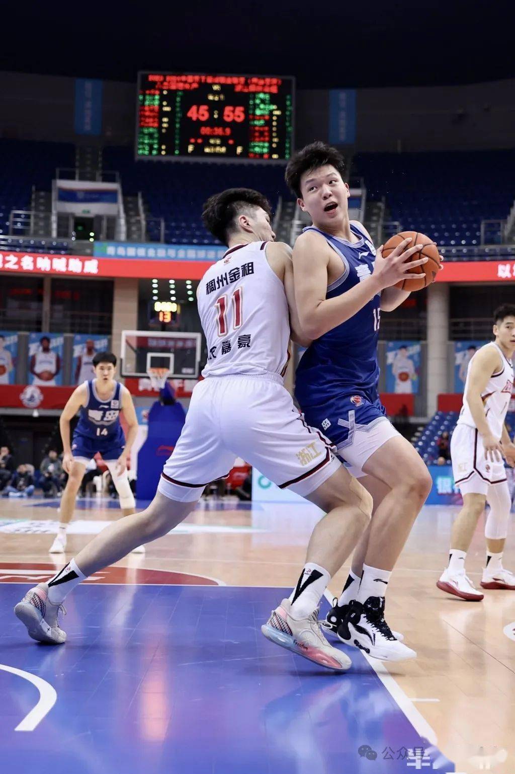 王睿泽30分杨瀚森29+10+7青岛击败深圳的简单介绍