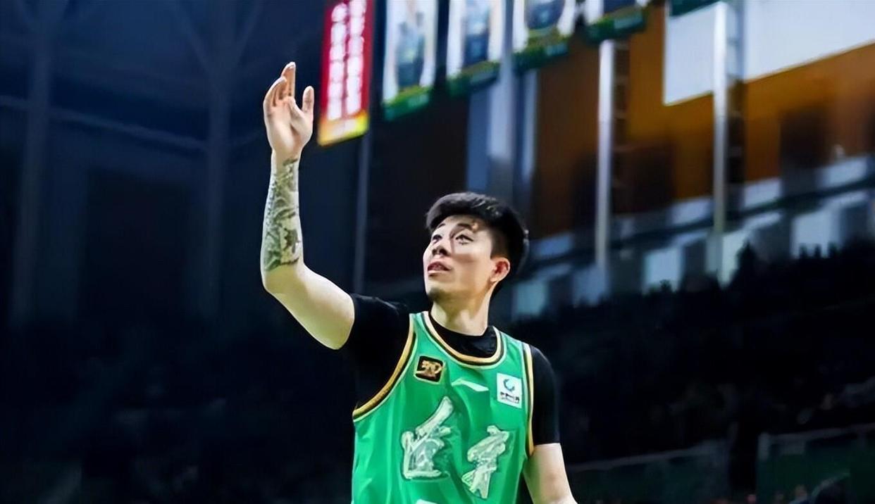 张镇麟陈旧性伤病复发离开国家队返回俱乐部康复