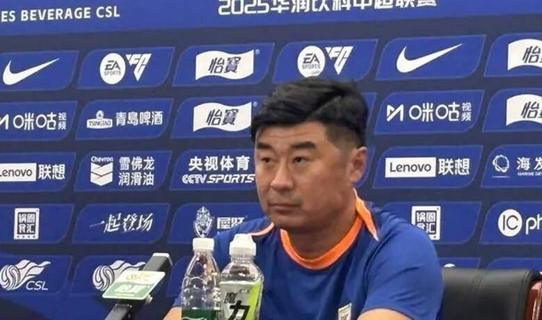 三亿体育平台-泰山队刮起提速风暴：韩鹏铁腕治“慢”，亚冠节奏成救命良方